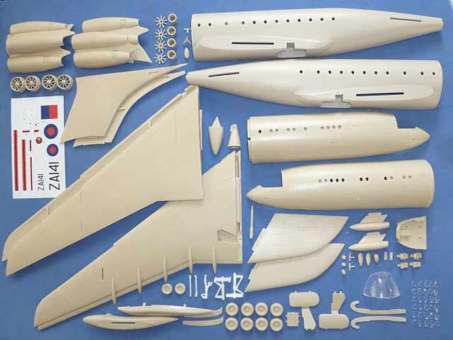 Mach 2 Models 1/72 VICKERS VC10 K2 Royal Air Force Camouflage Version